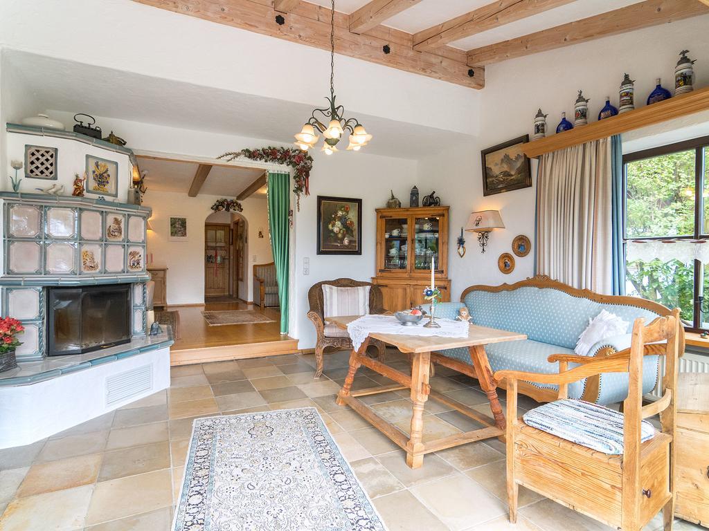 Apartament Blos *